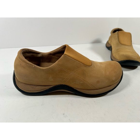 Clarks Shoes - Clarks Womens Springers Loafers Shoes Khaki Tan Leather Slip On Low Heel 9M